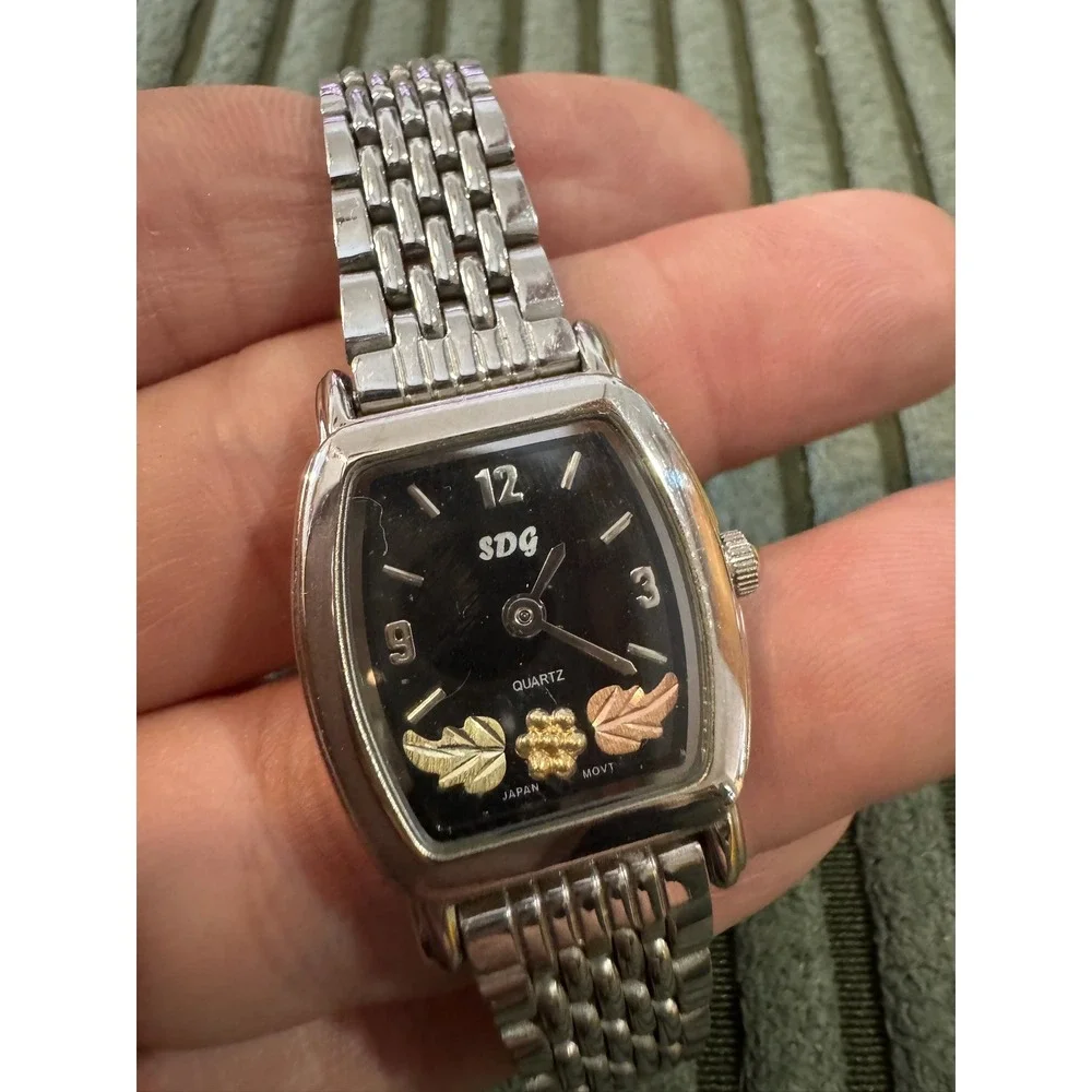 SDG South Dakota Gold Women's Watch - Needs New‎ Battery